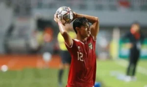 Luật Ném Biên Trong Bóng Đá